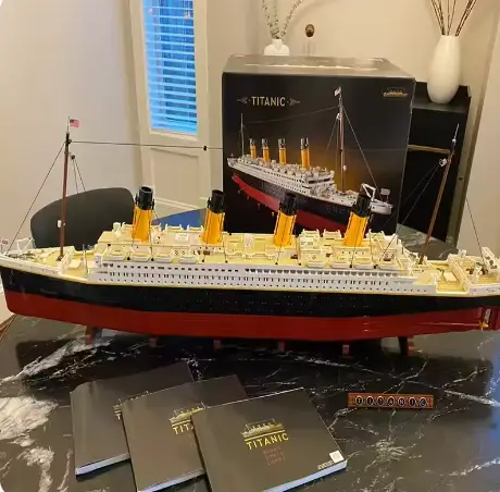 Titani Compatible 10294 Titanic Large Cruise Boat Ship Steamship Home Decor Bricks Building Blocks Children Toy Gifts 9090pcs
