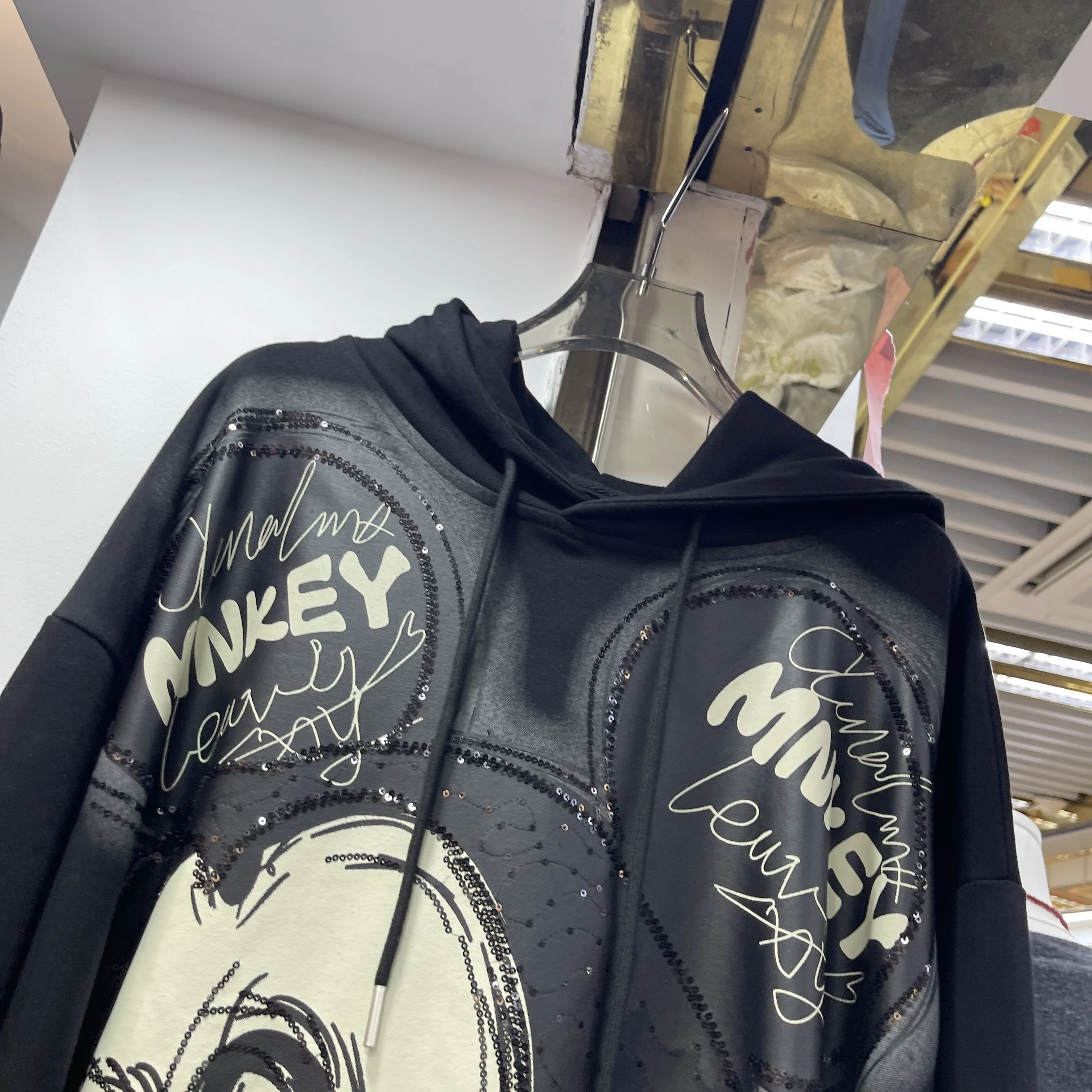 Trendy Printed Sequin Long Sleeve Loose Hooded Tops Fashion Cartoon Sweatshirt Black Pullover Sweatshirt Hoodie Oversized Hoodie