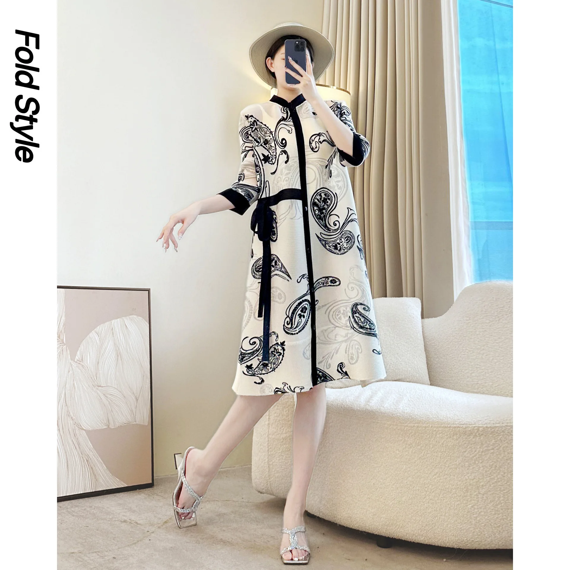 2025-miyake-robe-retro-impression-temperament-elegant-haut-sens-temperament-ample-ete-femmes-robe-plissee