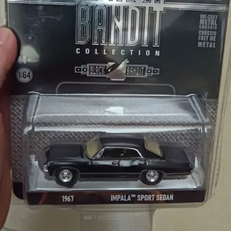 GreenLight Alloy 1:64 Scale 1967 IMPALA Classic SPORT SEDAN Black Car Model Ornament Souvenir Display Collection Hobby Gift