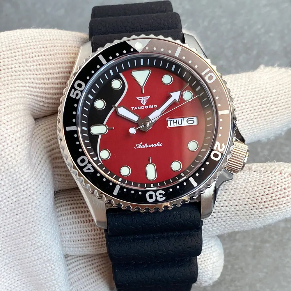 41mm Classic 200m Water Resistance Sapphire Glass Diver Stainless Steel Bracelet NH36A Automatic Mechanical Men's Watch Lume view 2