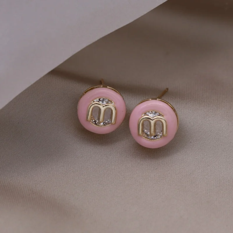 Korean new design fashion jewelry 14K gold plated zircon letter M pink enamel earrings elegant women\'s daily work accessories