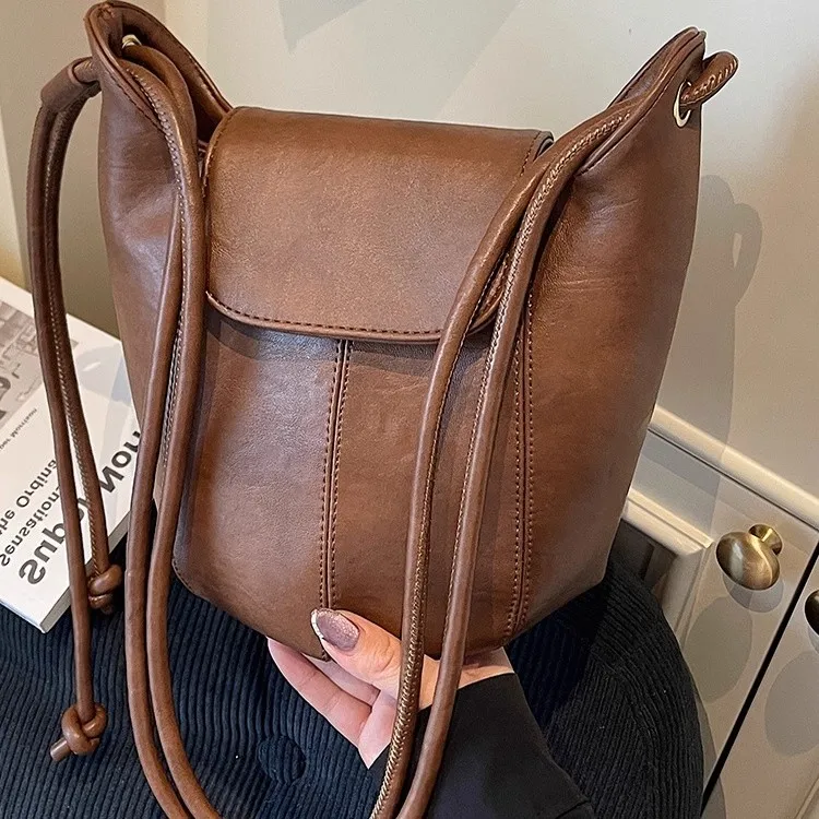 

Женская сумка MKSE из натуральной кожи, новая коллекция Осень-Зима 2025, винтажная, на одно плечо, кроссбоди, современная, матовая, стильная