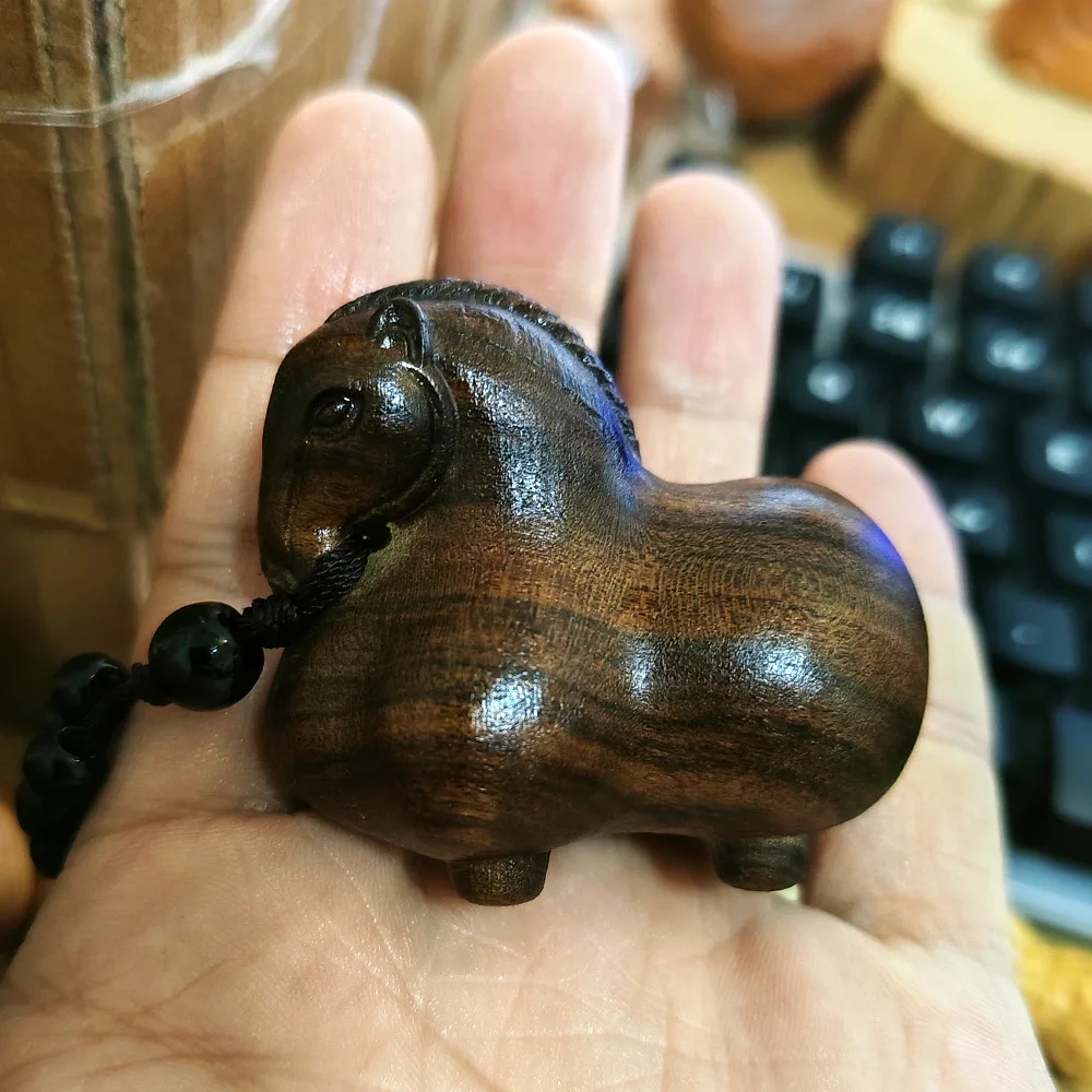 Tang‑Style Horse Wooden Hand Piece, Vintage Chinese Zodiac Horse Sculpture, Desktop Home Ornament, Men’s Collectible Wood Craft