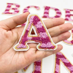 Lettere viola scuro ciniglia ferro ricamato su toppa Applique nome fai da te Badge alfabeto Patch per accessori borsa abbigliamento bambino