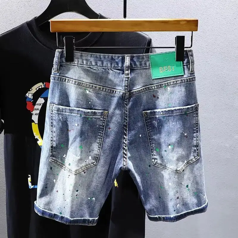 Denim-Shorts für Herren, trendig, vielseitig, schmal geschnitten, elastische Hose, trendige Marke, hübsche, spritzwassergeschützte Tinte, zerrissene Löcher, hübsche dünne Hose