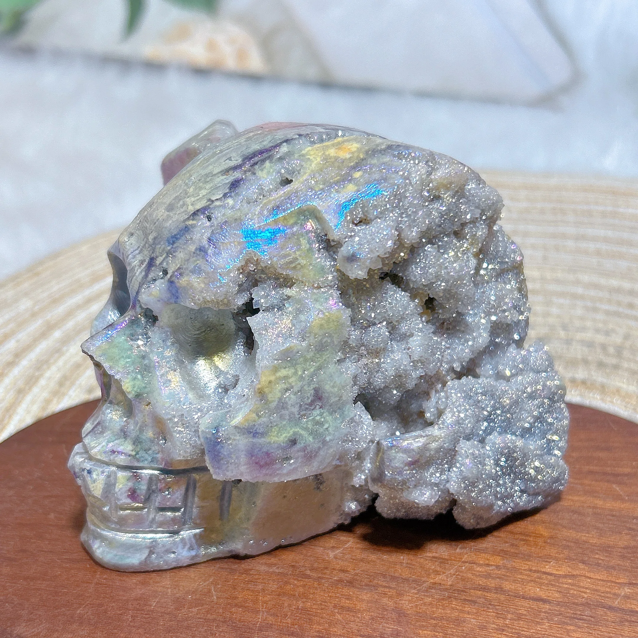 

Healing Natural Crystals Aura Druzy Sphalerite Skull Carving Colorful High Quality Mineral Home Decorations Gemstones Gift