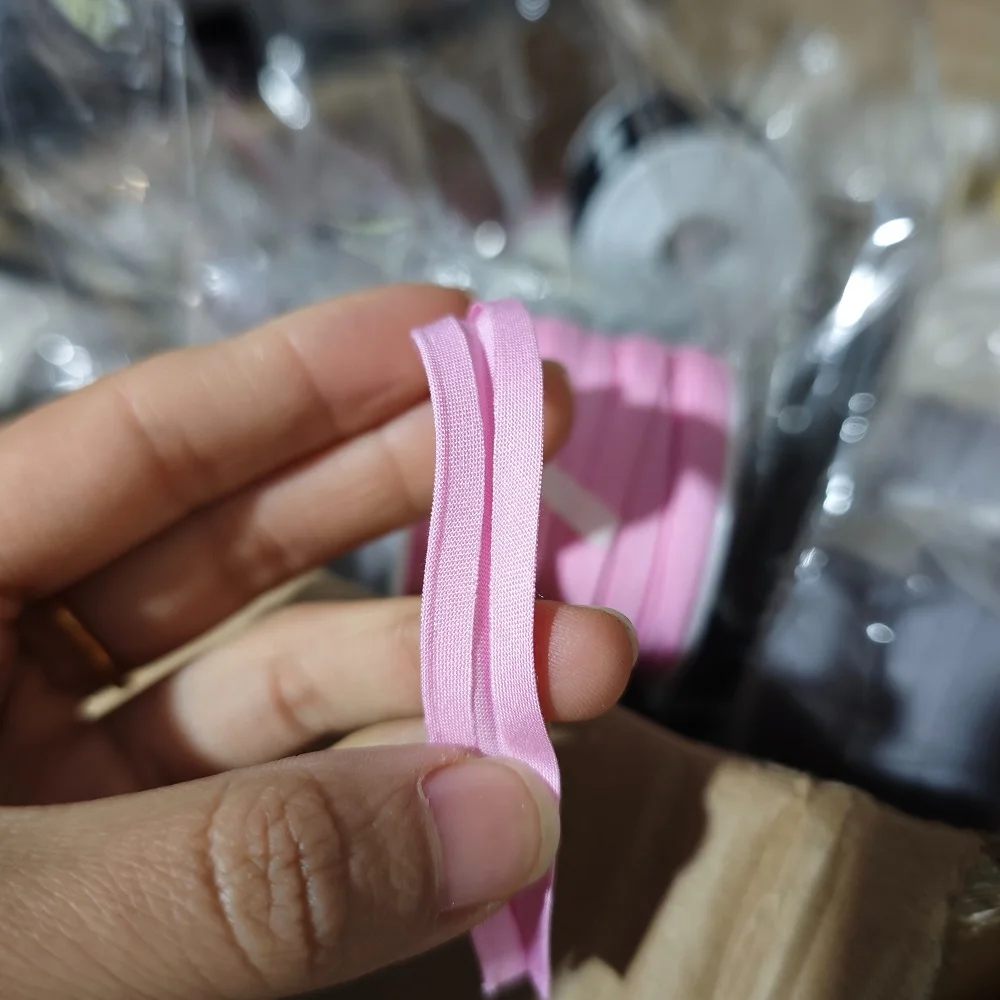 0,6 cm Reines Baumwoll-Schrägband, Vorgefaltetes Bügelfreies Weiches Bindeband für Chiffon- und Seidenstoffe, 15 Meter pro Rolle – Detail 8