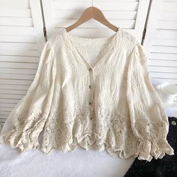 Spring 2023 Women's Vintage Versatile Loose Long Sleeve V-Neck Hook Flower Embroidery Shirt Commute Style Bubble Sleeve Top