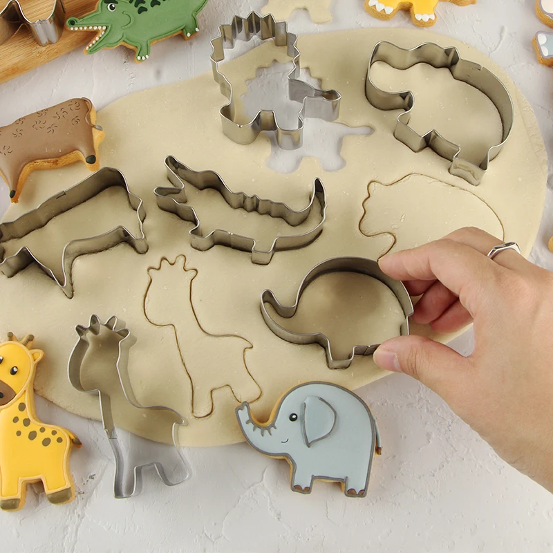 12PCS Animal zoo kitchen dough cutter metal cookie cutter fondant biscuit cake mold