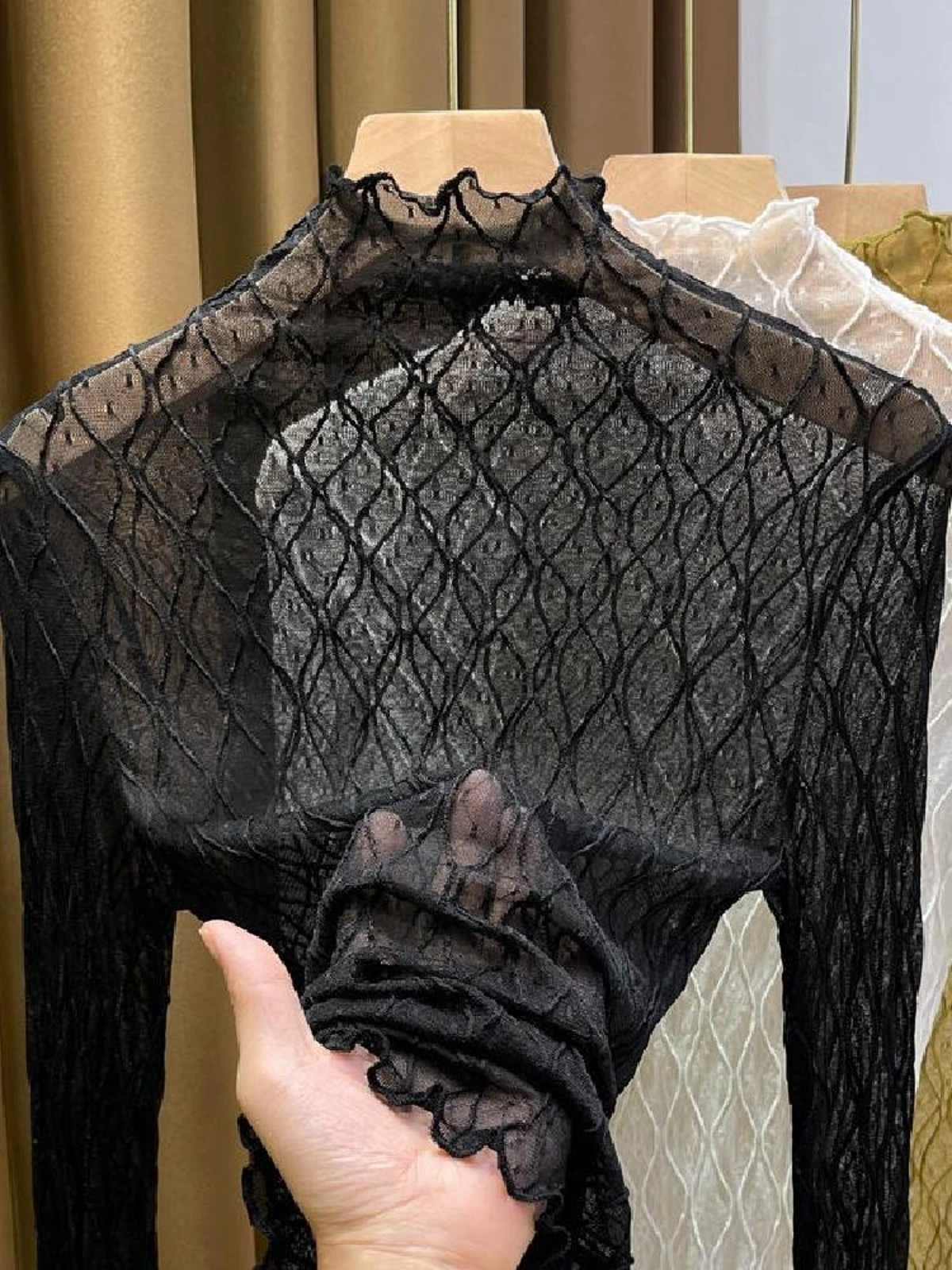 

High Collar Lace Base irt Women's Autumn Winter Thin Me irt White Lace Long Sve Base irt Faionable And Ele