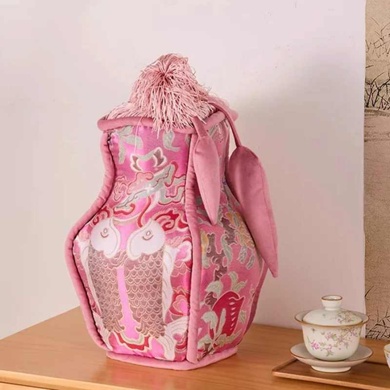 Vase Shape Pillows … - image