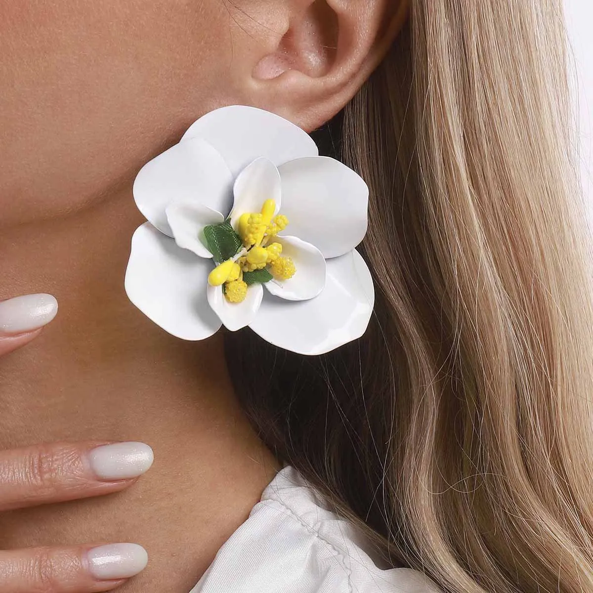 Realistic White Orchid Blossom Bright Pistil Drop Earrings Exotic Tropical Island Style Vacation Ear Jewelry Gift