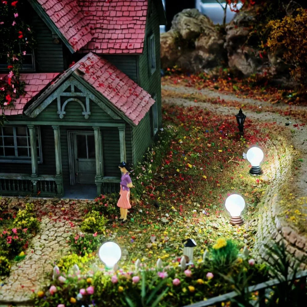 10Pcs 1:87 1:100 1:150 Model Railway Train Lamp Street Lights HO OO Scale LED Lamp Train Miniature Railroad Decoration Landscap