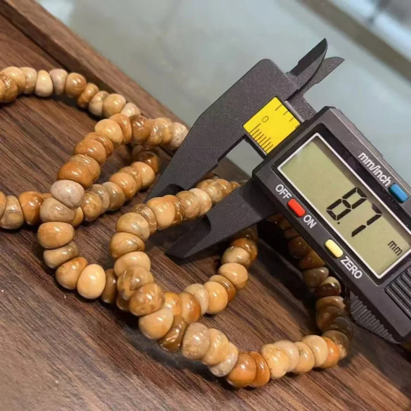 

Cook Garlic Clove Large Intestine Accessory Bracelet