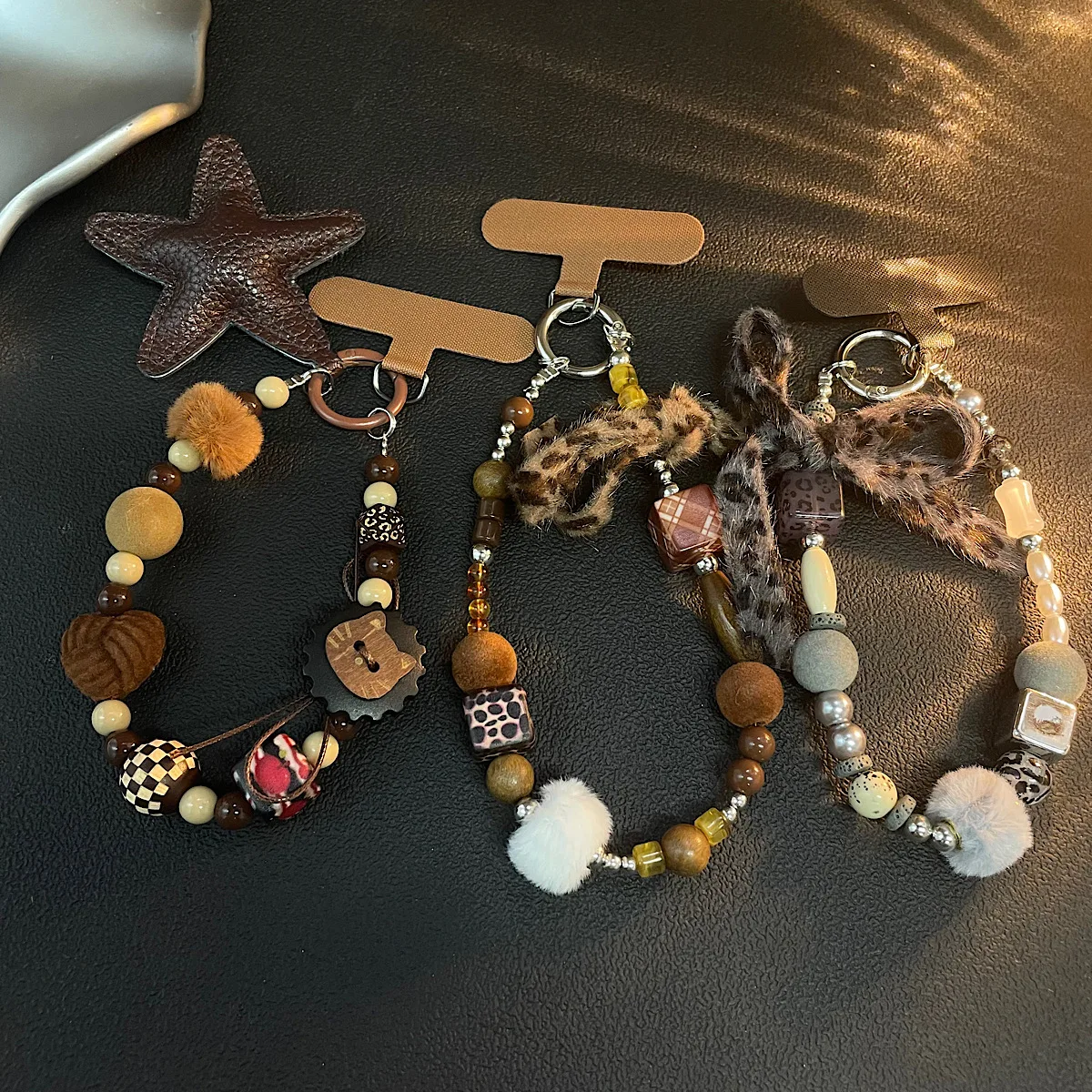 

Autumn And Winter Leather Pentagram Mobile Phone Lanyard Button Bead Hanging Chain Short Chain