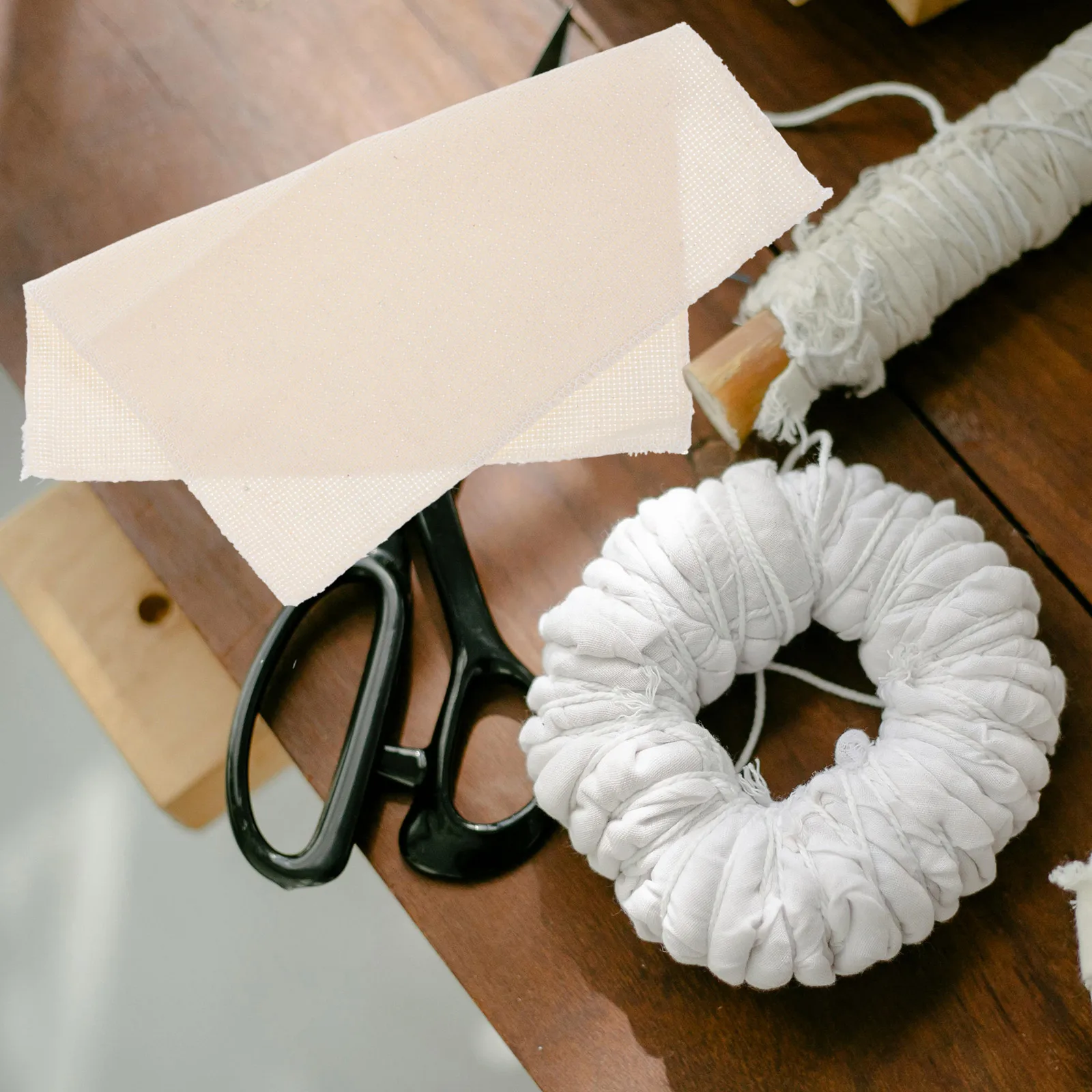 

4Pcs Monks Cloth Punch Needle Fabric Linen Material Ideal for DIY Embroidery Rug Tufting Project Creative Sewing Gridding Fabric