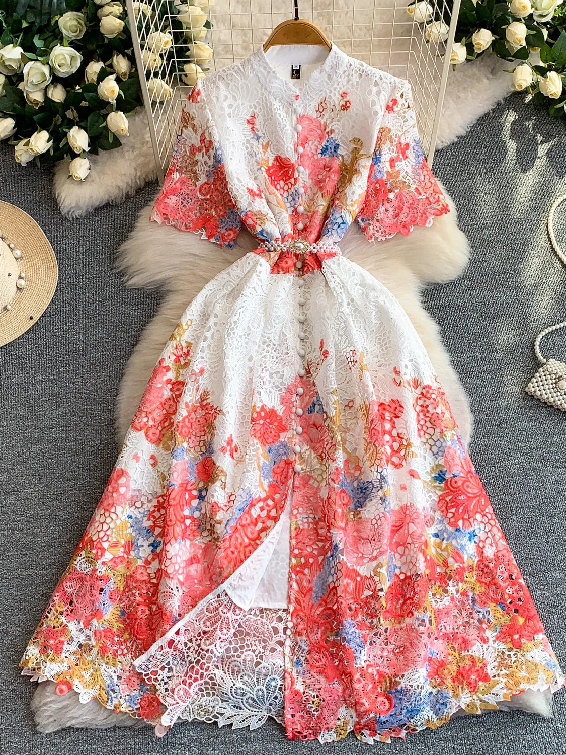 

Элегантное женское платье с кружевным принтом, воротником-стойкой, завышенной талией, разрезом и А-образной юбкой, для офиса и на каждый день, летнее