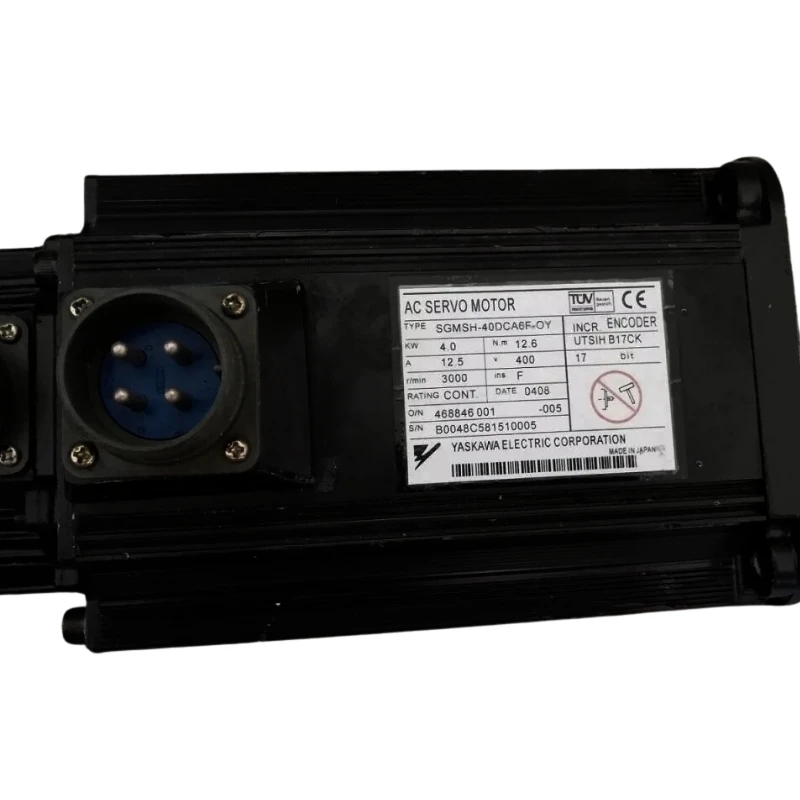 

НОВЫЙ серводвигатель Yaskawa SGMSH-40DCA6F-OY, ускоренная доставка на складе