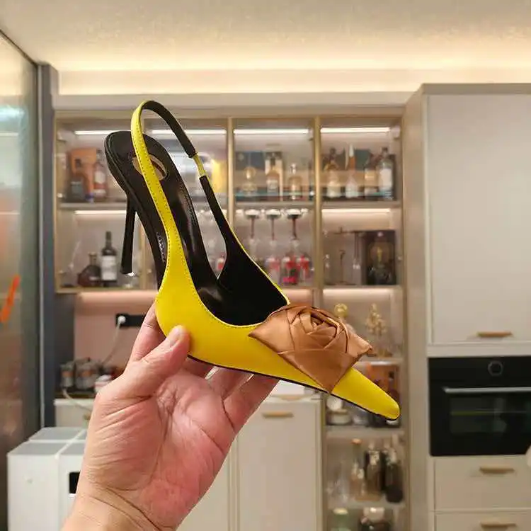 

European AndAmerican Nichebrand Ofhigh-heeled Pointed Fashion Runway Sandals,women's Sexy Hollowed Outflower Banquet Dress Shoes