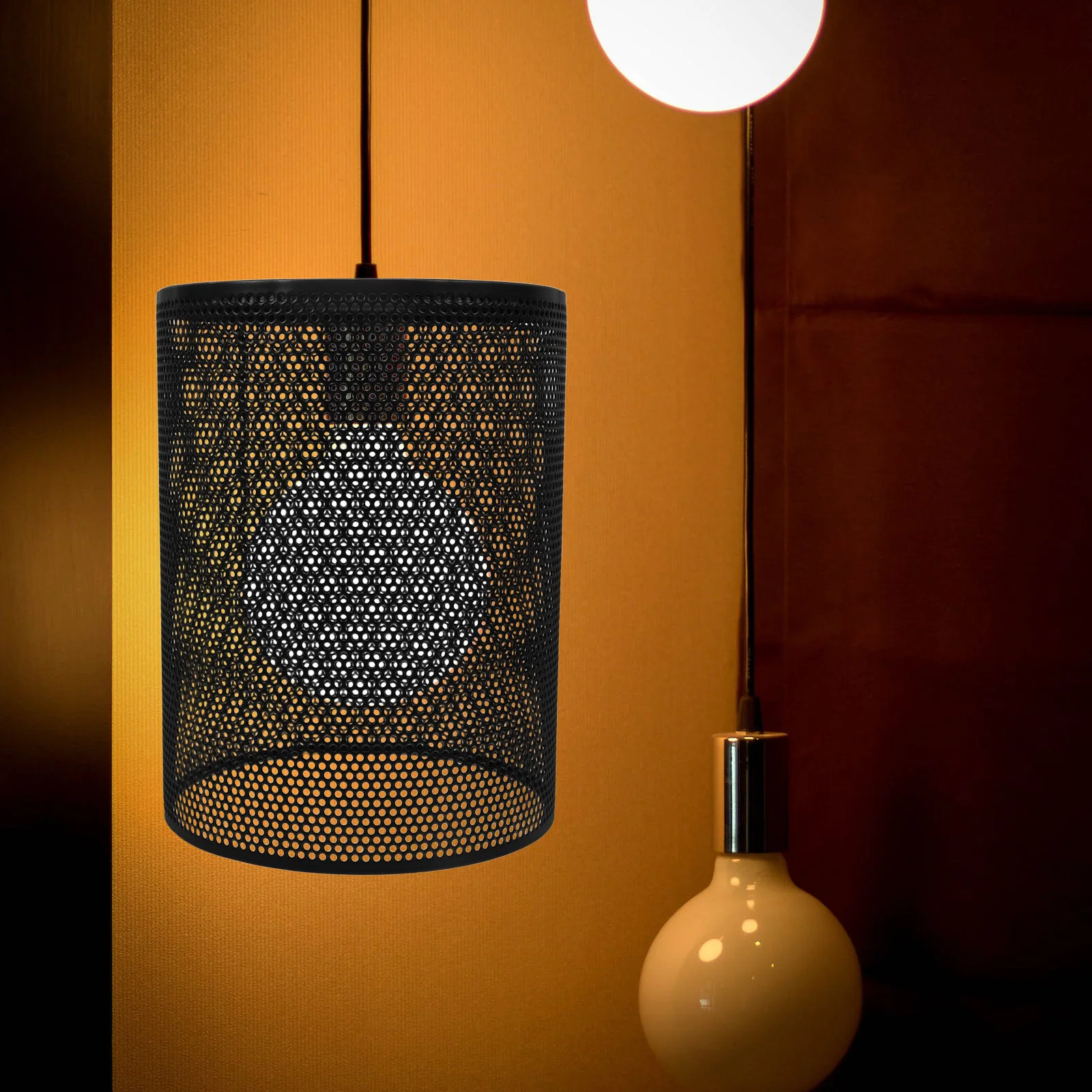 Industrial Style Metal Mesh Lampshade Hollow Iron Pendant Light Cover Long-Lasting Replacement Shade Compatible With Various