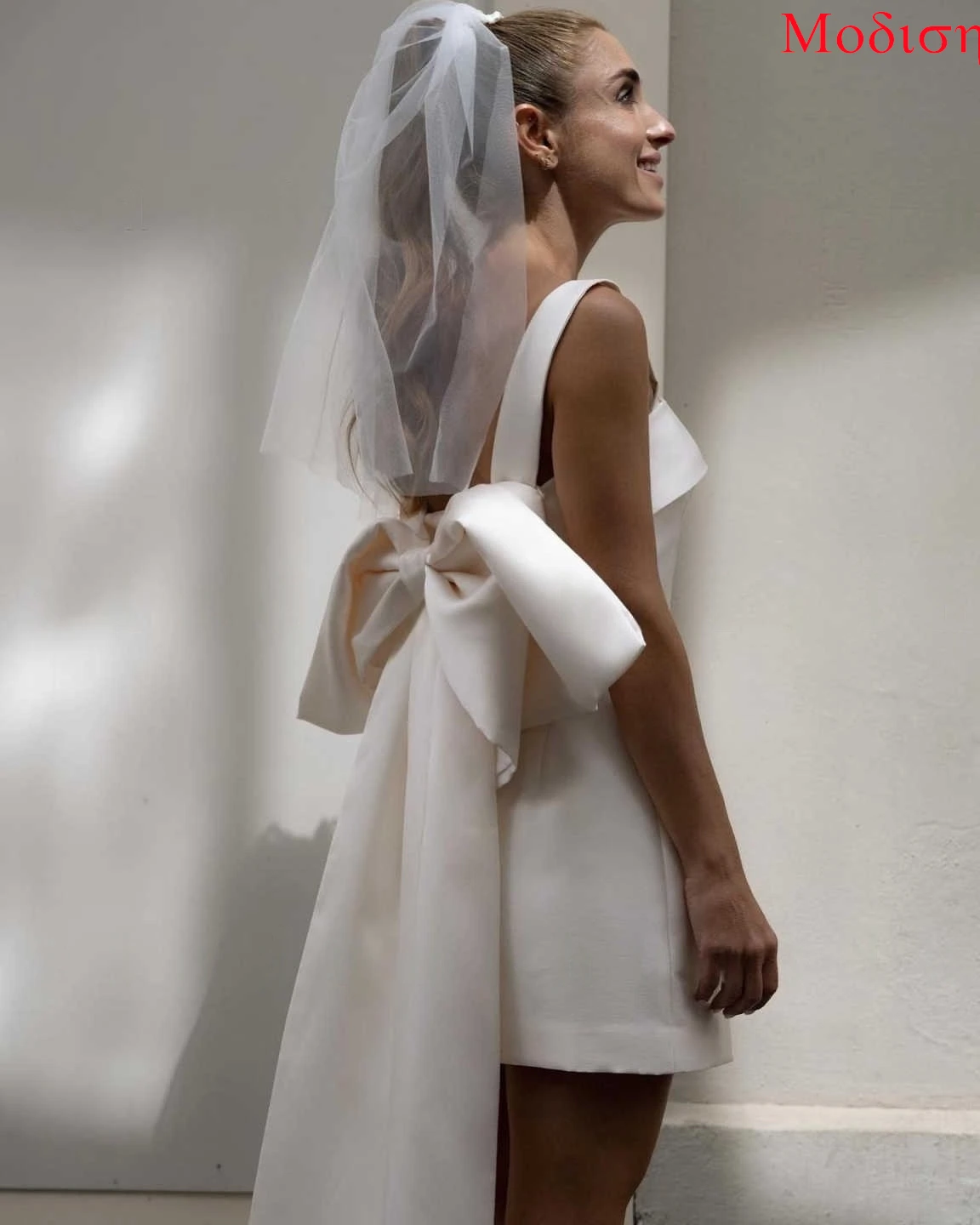 맞춤형 화이트 새틴 섬세한 웨딩 드레스 절묘한 a 라인 럭셔리 신부 파티 우아한 스퀘어 칼라 섬세한 신부 가운