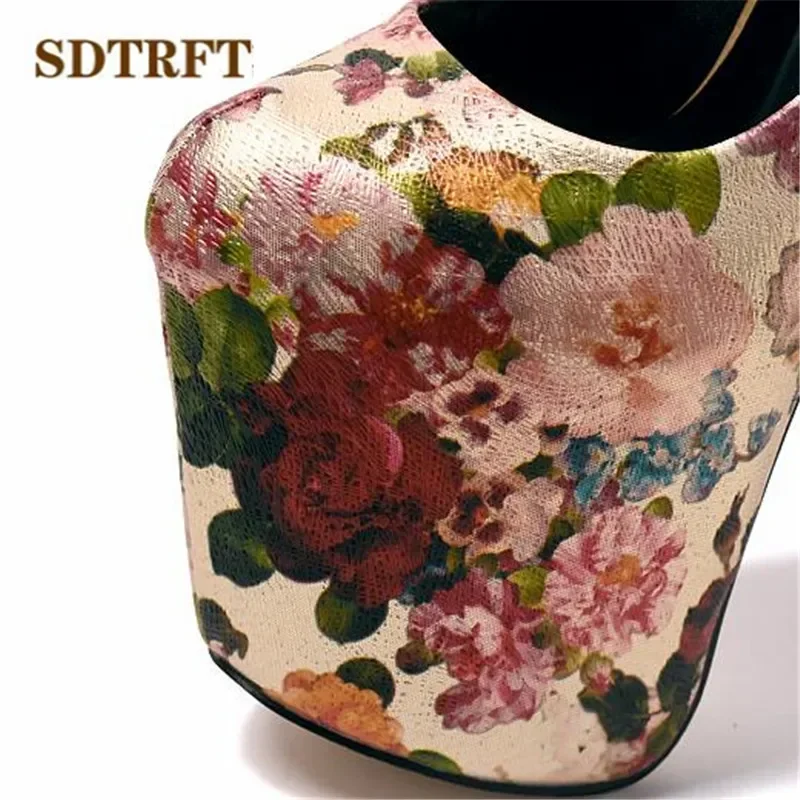 SDTRFT 35-47 Zapatos Mujer Retro Buckle Stilettos 20cm Thin High-Heeled Cosplay Party Shoes Woman Crossdresser Platforms Pumps