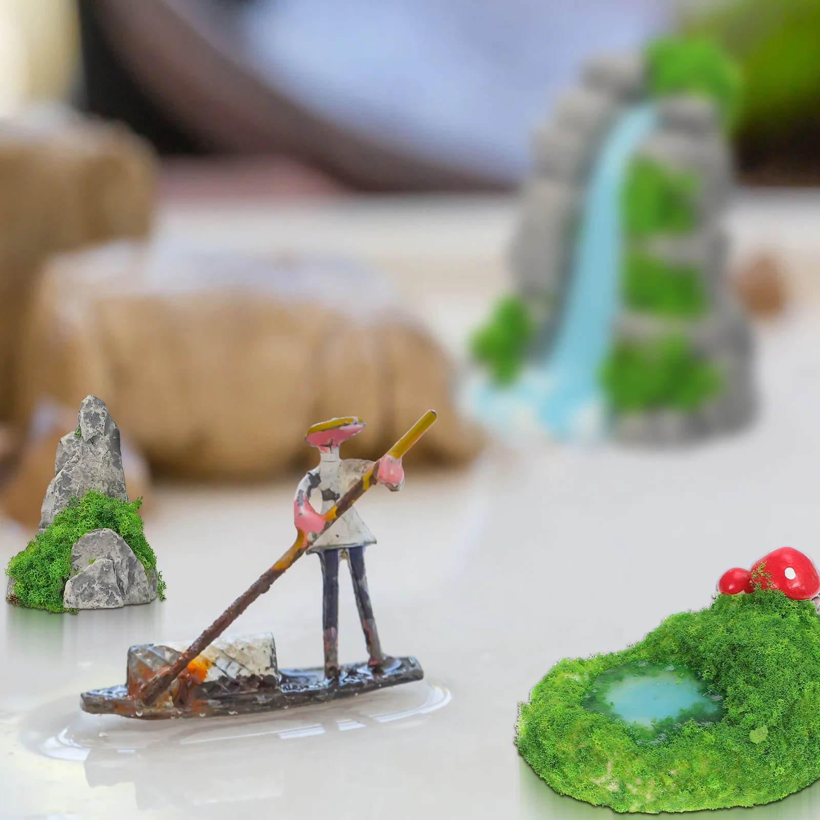 

6pcs Mini Resin Rockery Set Artificial Mountain Water Pool Decoration Miniature Garden For Home Office Garden Fish Tank Micro