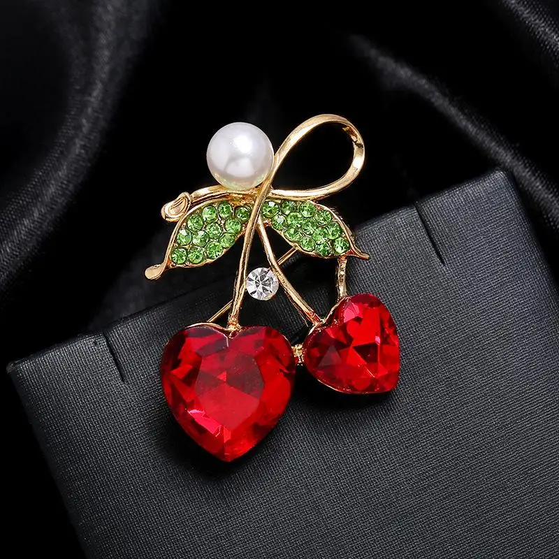 [HS]#1Pc Fashion Red Crystal Heart Cherry Shaped Brooches For Women Clothing Coat Jewelry Accessories Gifts