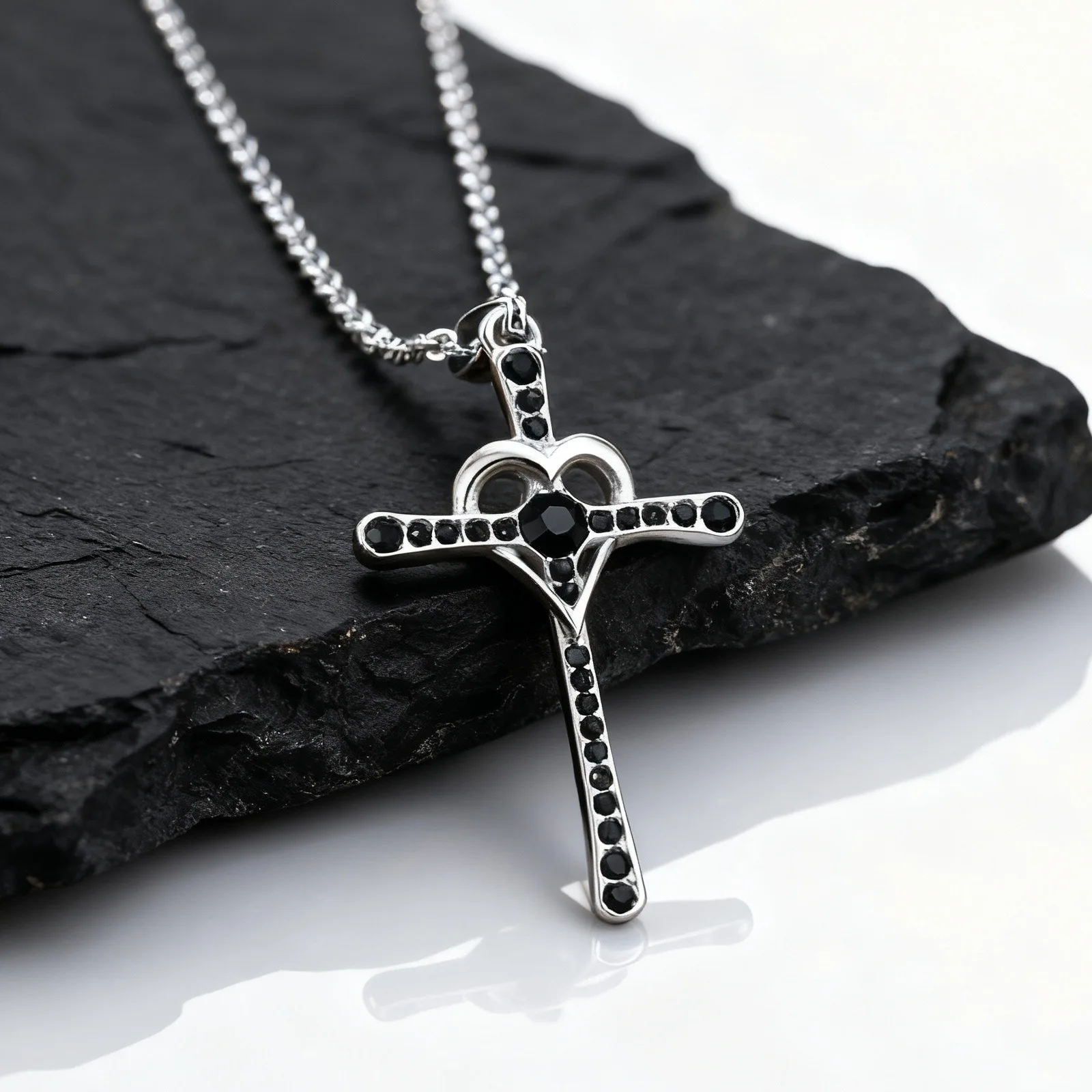 

Creative Black Zircon Cross Necklace for Men Boys,Stainless Steel Heart-Shaped Cross Pendant Necklace,Valentine's Day Gift