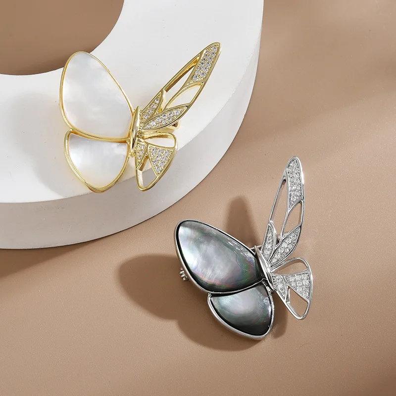 

Fashion High-end Mother-of-pearl Butterfly Brooch Women Luxury Inlaid Zircon Corsage Brooch Holiday Gift Jewelry Accessories