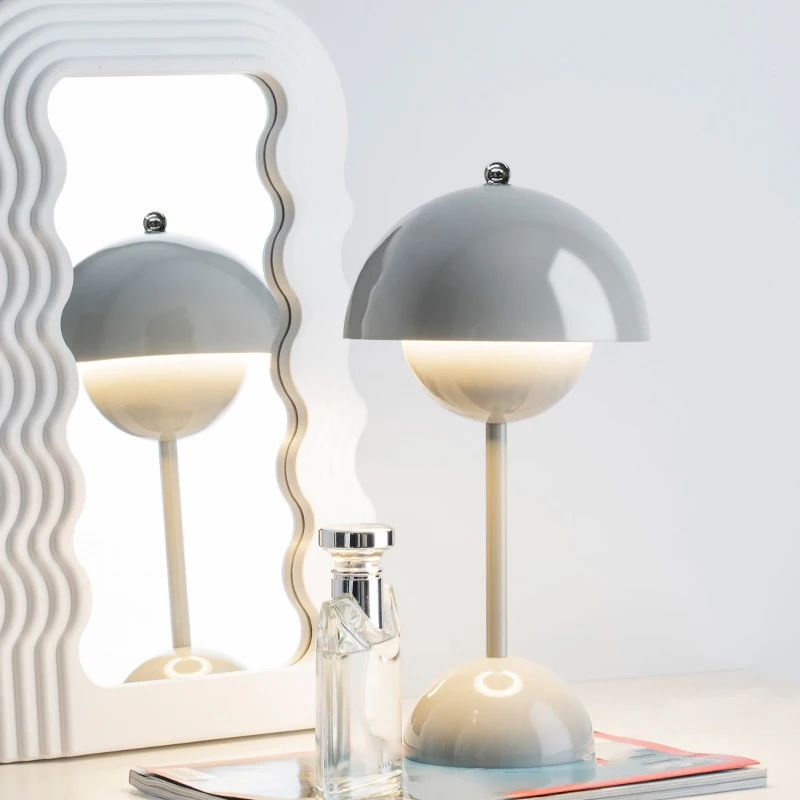 

Led Table Lamp Night Light Mushroom Table Lamps Nordic Bedside Wedding Room Desk Simple Decoration Bedroom Modern