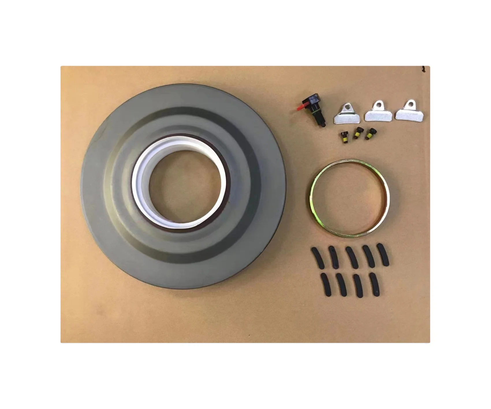 

Car Accessories 1684808 31256845 31256729 6DCT450 MPS6 Oil Seal Transmission Front Clutch Cover For FORD VOLVO Mondeo LAND ROVE