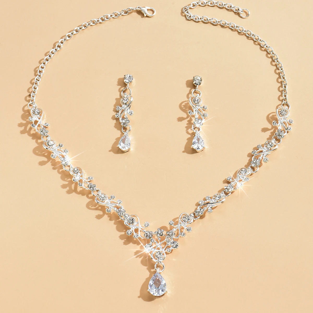 3pcs women\'s fashionable jewelry set with rhinestones, zircon, water droplets, necklace, earrings, wedding dress accessories