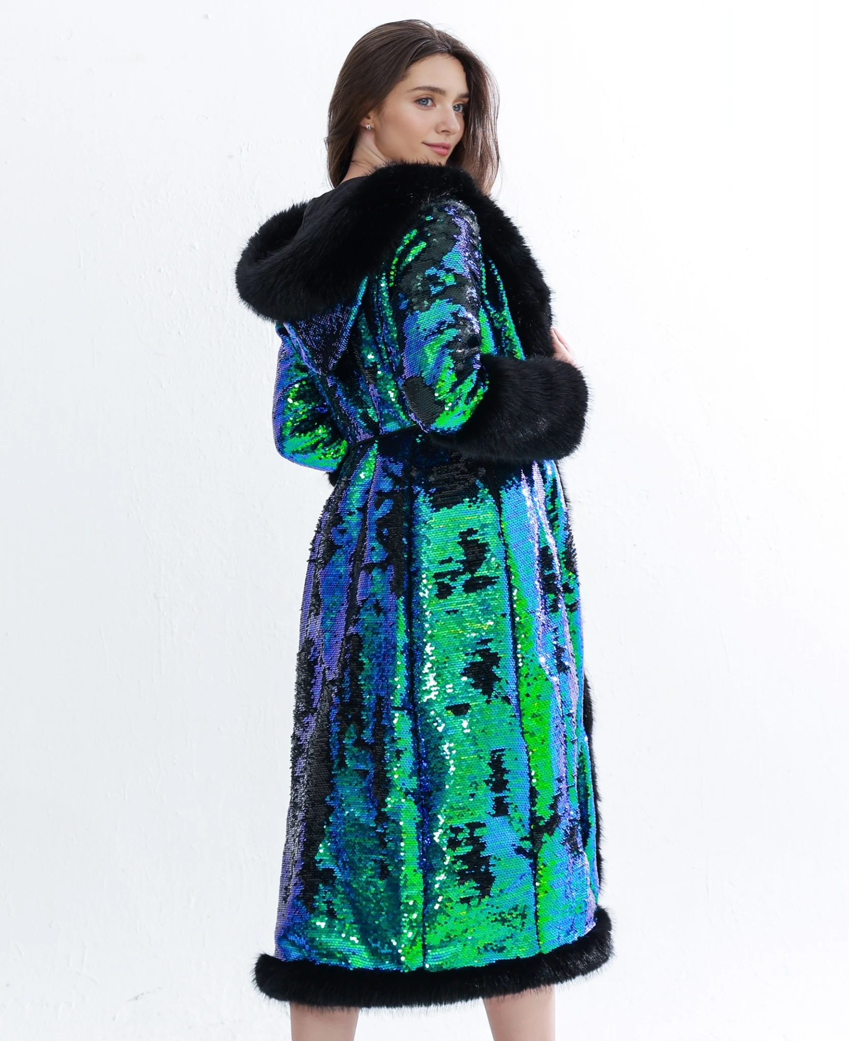 FHILLINUO Cappotto in pelliccia sintetica Giacca da donna invernale Unico caldo e spesso in pelle di volpe con paillettes Plus Size Cappotto freddo in pelliccia particolarmente finta