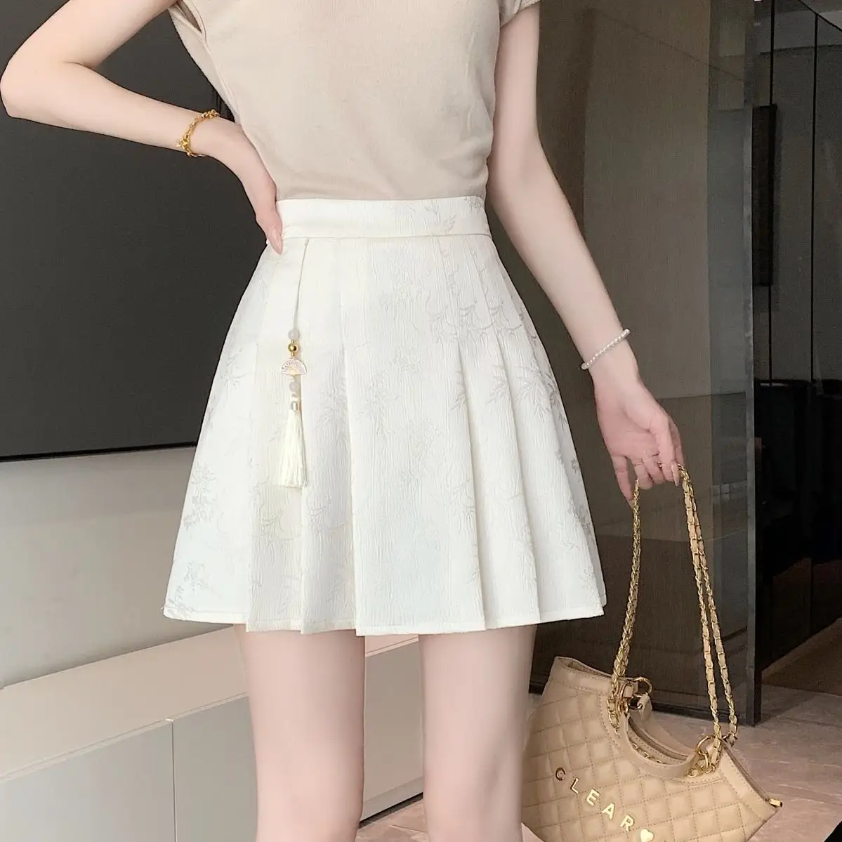 

New Style Jacquard Skirt Women Summer Temperament Black A-line Skirt Small Stature Slimming Pleated Short Skirt Anti Glare