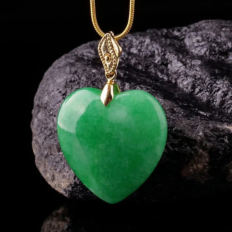 

Jade Heart Necklace Pendant Stone 925 Silver Natural Fashion Charm Necklaces Green Luxury Jewelry Accessories Man Real Jadeite