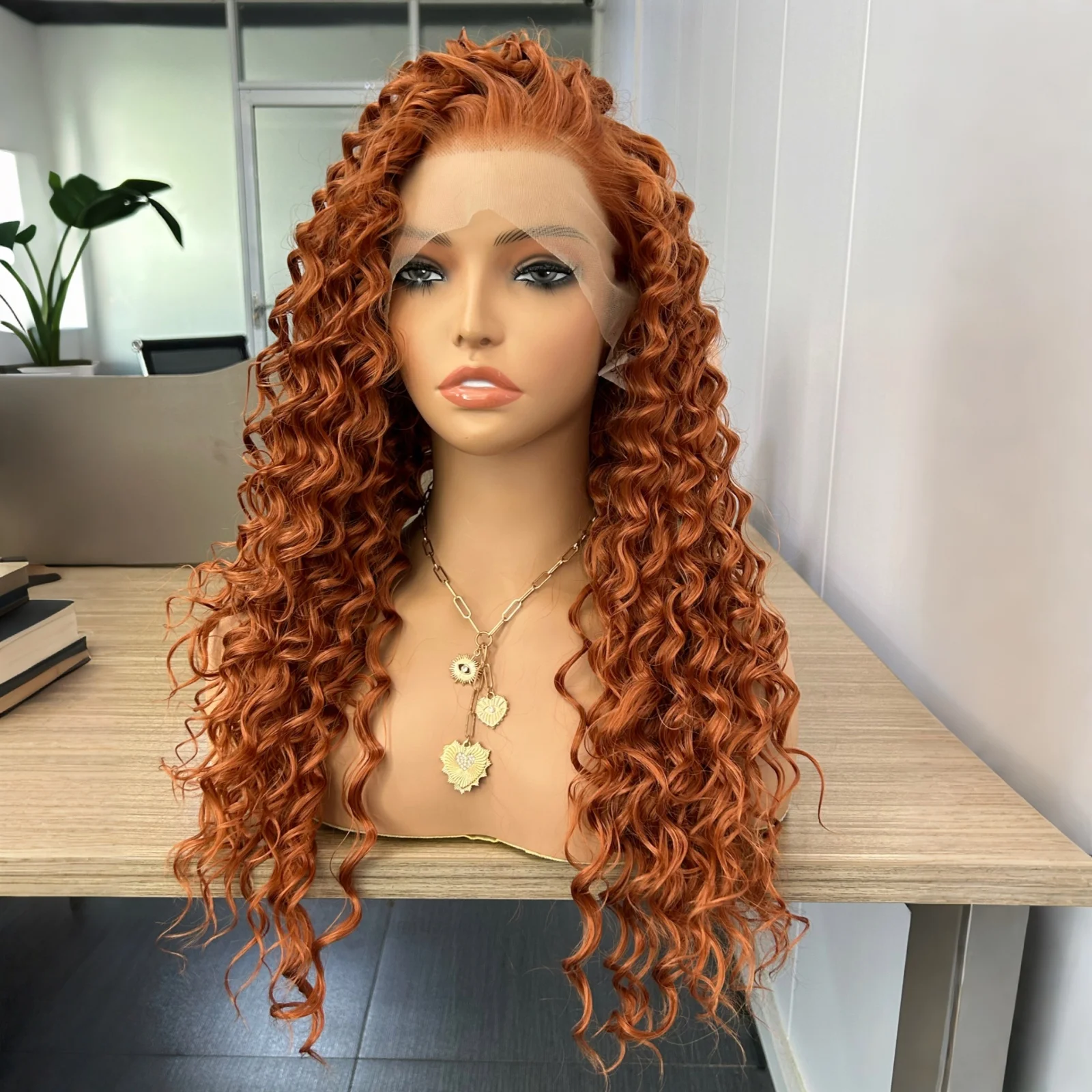 ディープウェーブカーリー13x4レースフロントウィッグ 女性用 フリーパート ジンジャーブラウン ロングカーリー 合成繊維 グルーレス デイリー パーティー コスプレウィッグ