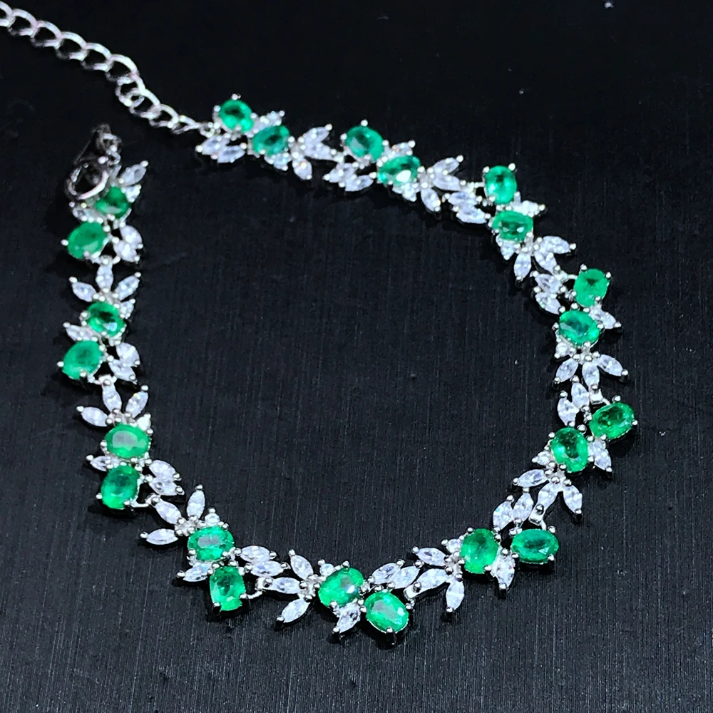 

Classic design natural emerald bracelet crystal good color beautiful 925 Silver Handmade beautiful goddess