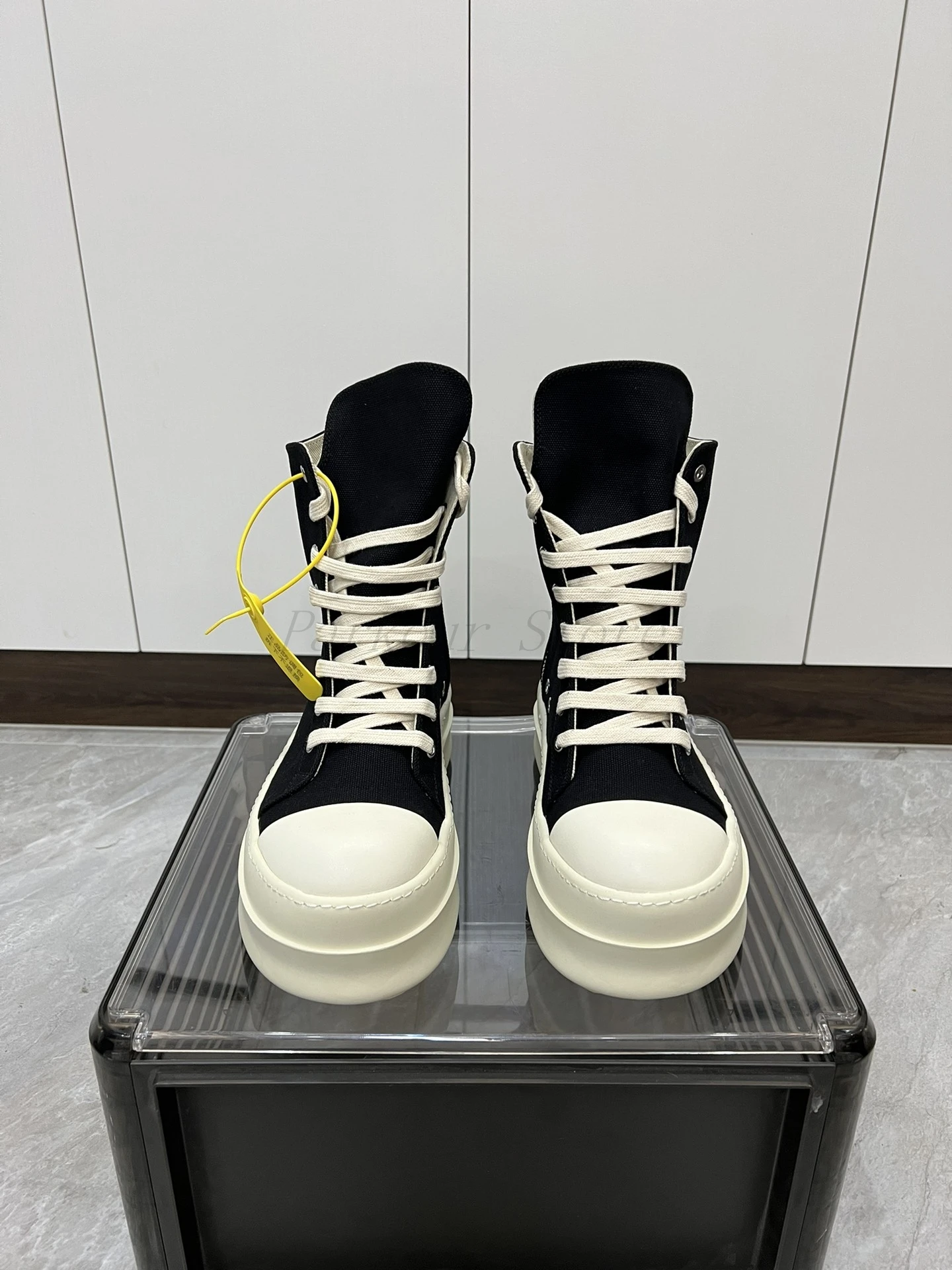 

Off white thick soled canvas high top men's and women's shoes, new fashion, wear-resistant, classic designer soft canvas shoes