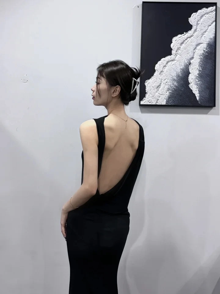 2024SS Summer Luxury Fashion Women Black Backless Casual Sexy Slim Dress for Ladies