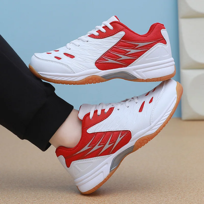 

2025 Hot Selling Low Cut Mens and Womens Tennis Shoes Rebound Cushioned Sports Shoes Fashionable and Comfortable Walking Shoes
