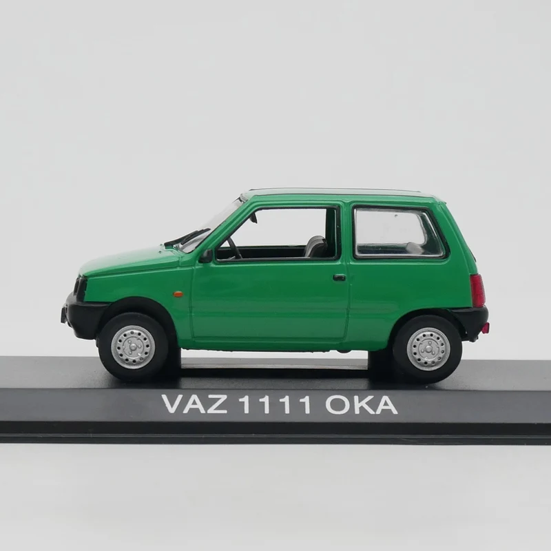 Ixo / Ist 1:43 VZA 1111 OKA Diecast Car Metal Toy Vehicle Models