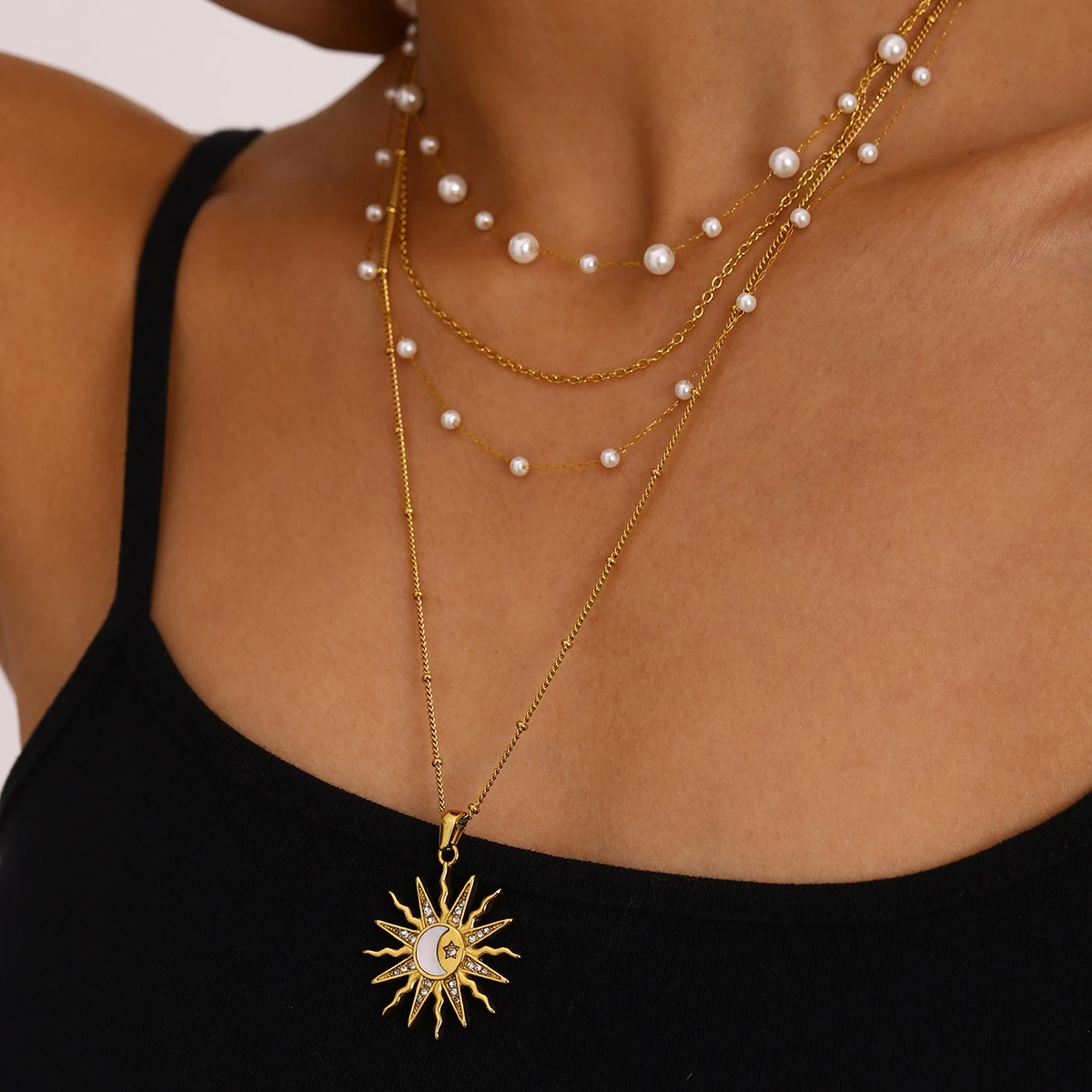 New Shining Rhinestone Unique Design Sun Star Moon Three In One Pendant Necklace Retro Women's Daily Versatile Party Jewelry