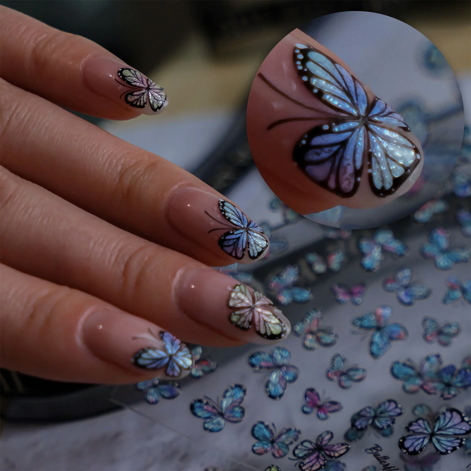 Glänzende Laser-Schmetterling 5D Geprägte Nagelaufkleber Glitzer Farbverlauf Französische Schmetterlingsflügel Nagelkunst-Sticker Maniküre für Frauen und Mädchen