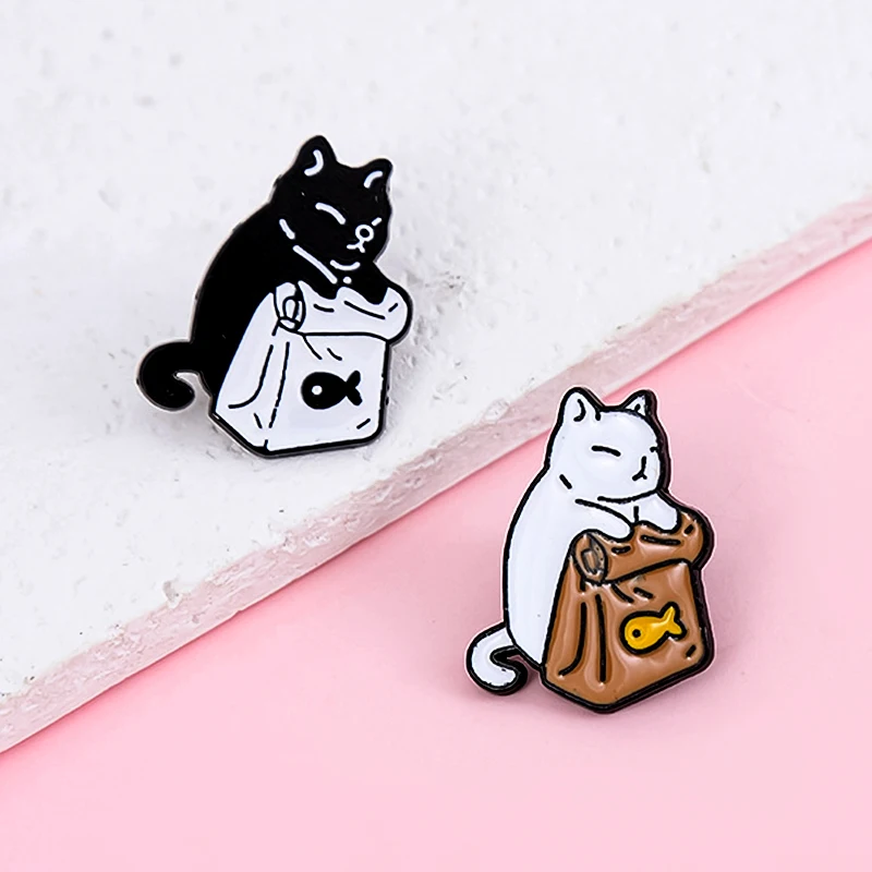 Cartoon Cute Cat Brooches Cat Eat Food Noodles Keyboard Cat Animal Enamel Alloy Clothing Accessories Brooch Badge Lapel Pin