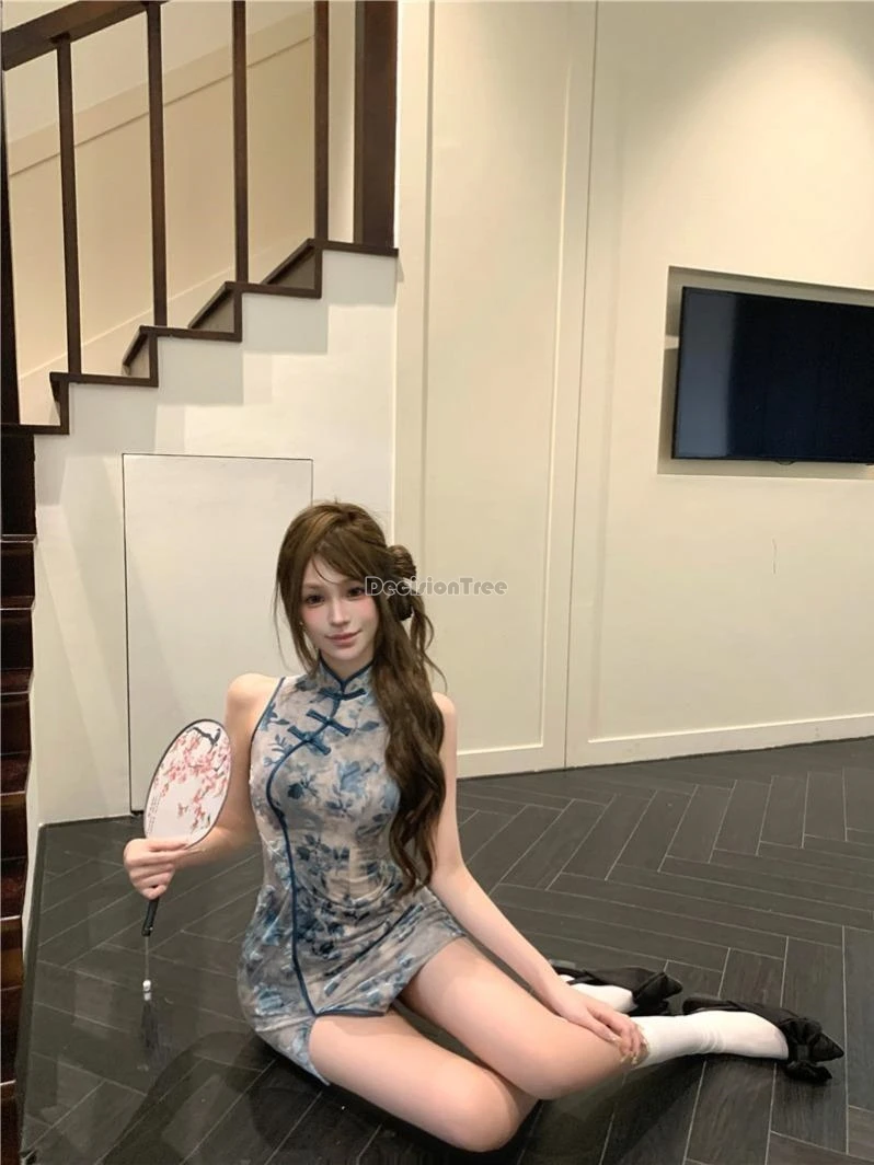 2025  new chinese cheongsam sleeveless slit summer new high-waisted female national style short sexy retro printed qipao dress