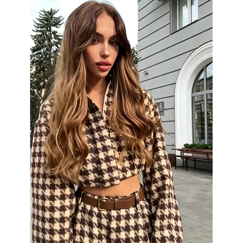 Conjunto de Chaqueta Corta y Pantalones Cortos de Cintura Alta en Color Beige Marrón con Estampado de Pata de Gallo, Estilo Vintage, Manga Larga, para Otoño 2026