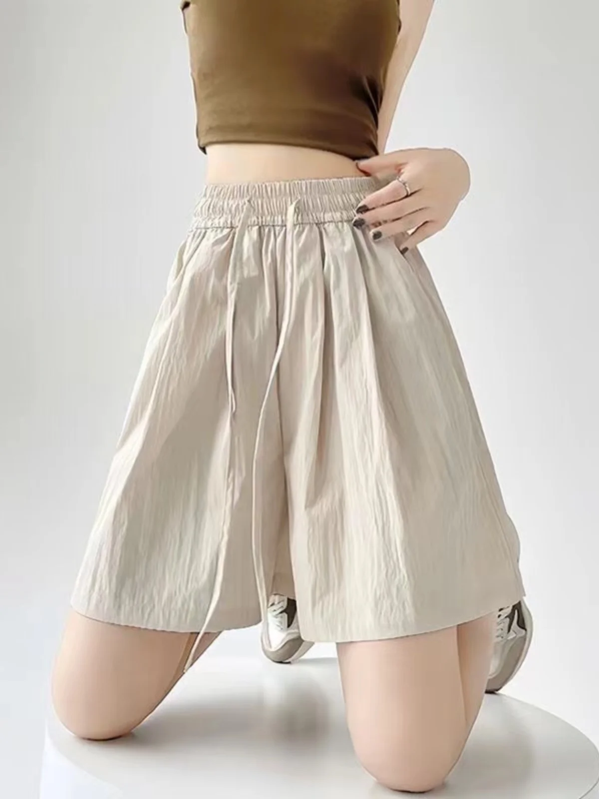 2024 frauen Eis Seide Sport orts Sommer Dünne Breite Bein Casual Fünf-Viertel Länge Hohe Taille Koreanische Sle pendeln Hosen