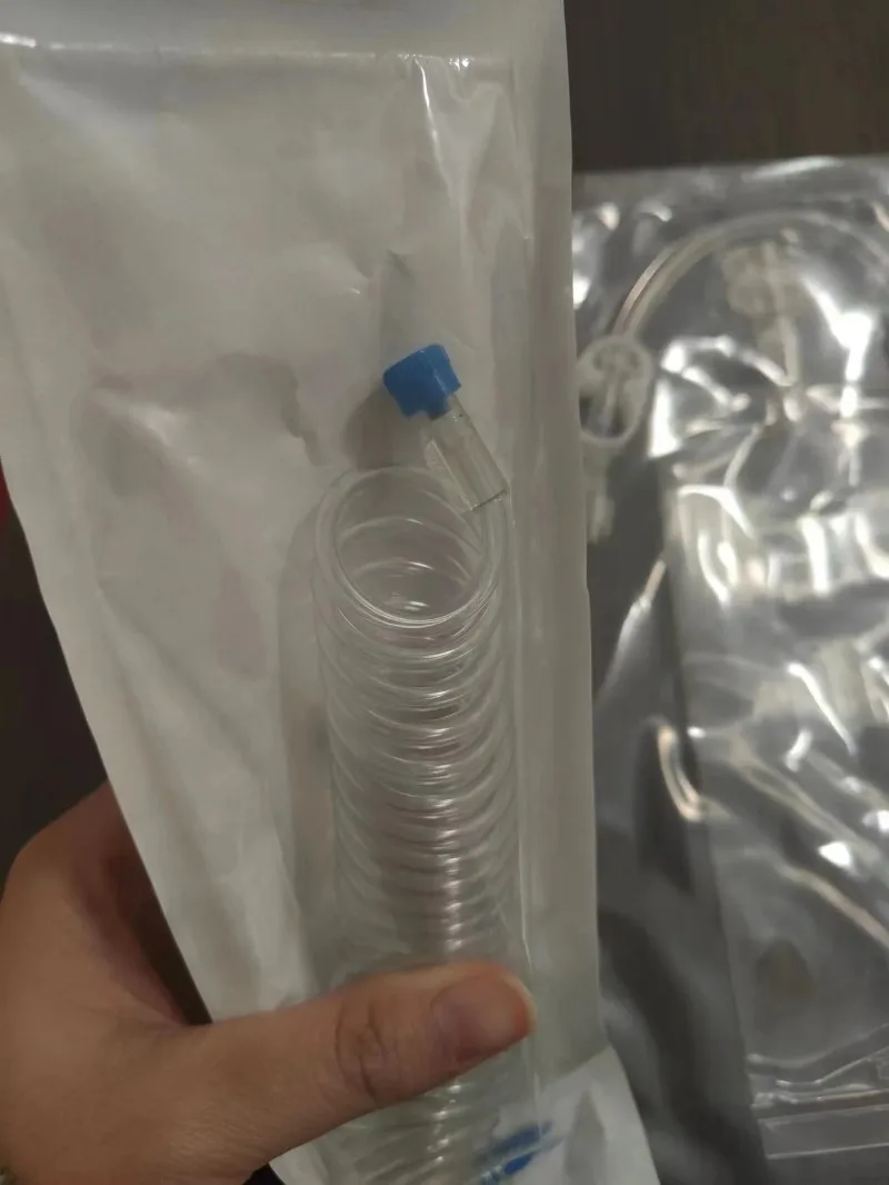 Pet Urine Bag Veterinary Cat  with Spiral Tube Complete Set of 100ml,300ml Does Not Contain Catheter